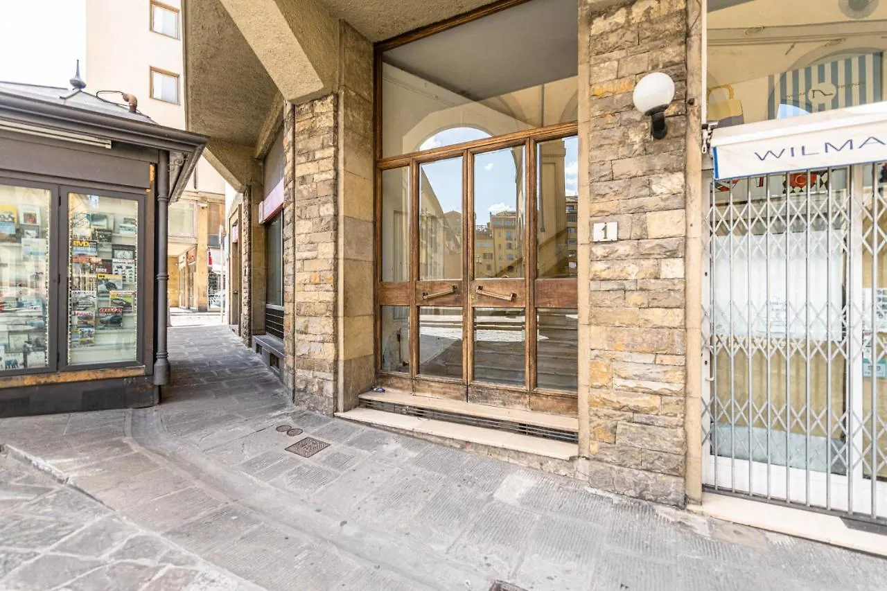 Apartments Florence -Ponte Vecchio View 0*,  Italy
