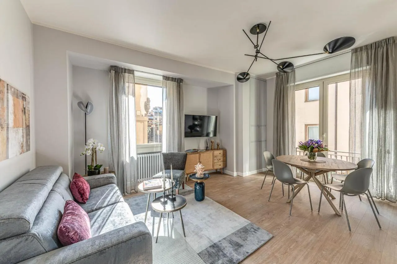 Apartments Florence -Ponte Vecchio View Italy